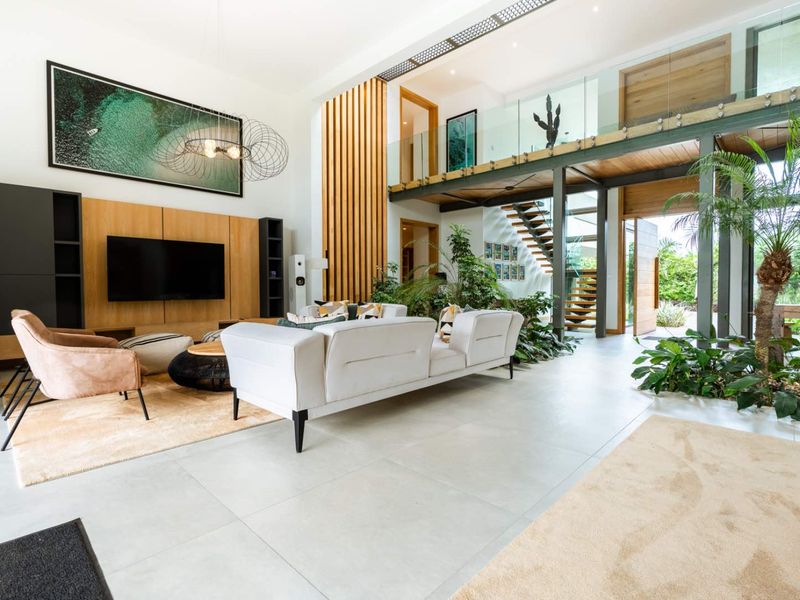 Unparalleled Luxury at Anahita - Photo 2