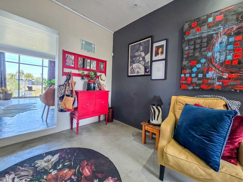 Stunning home with river view for sale in Stilbaai-Wes. - Photo 5