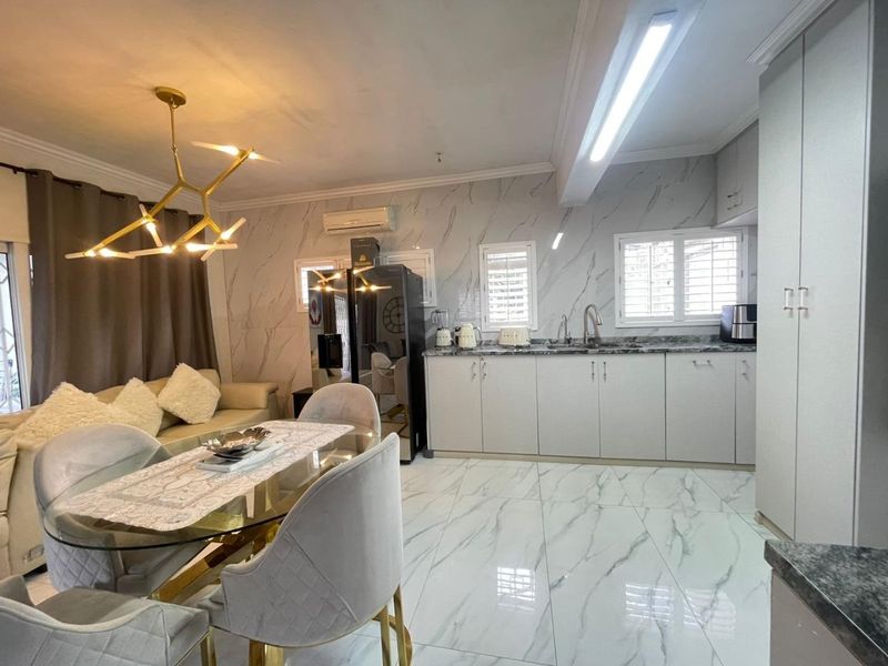 Step into a home where luxury, comfort, and clever design come together. - Photo 8
