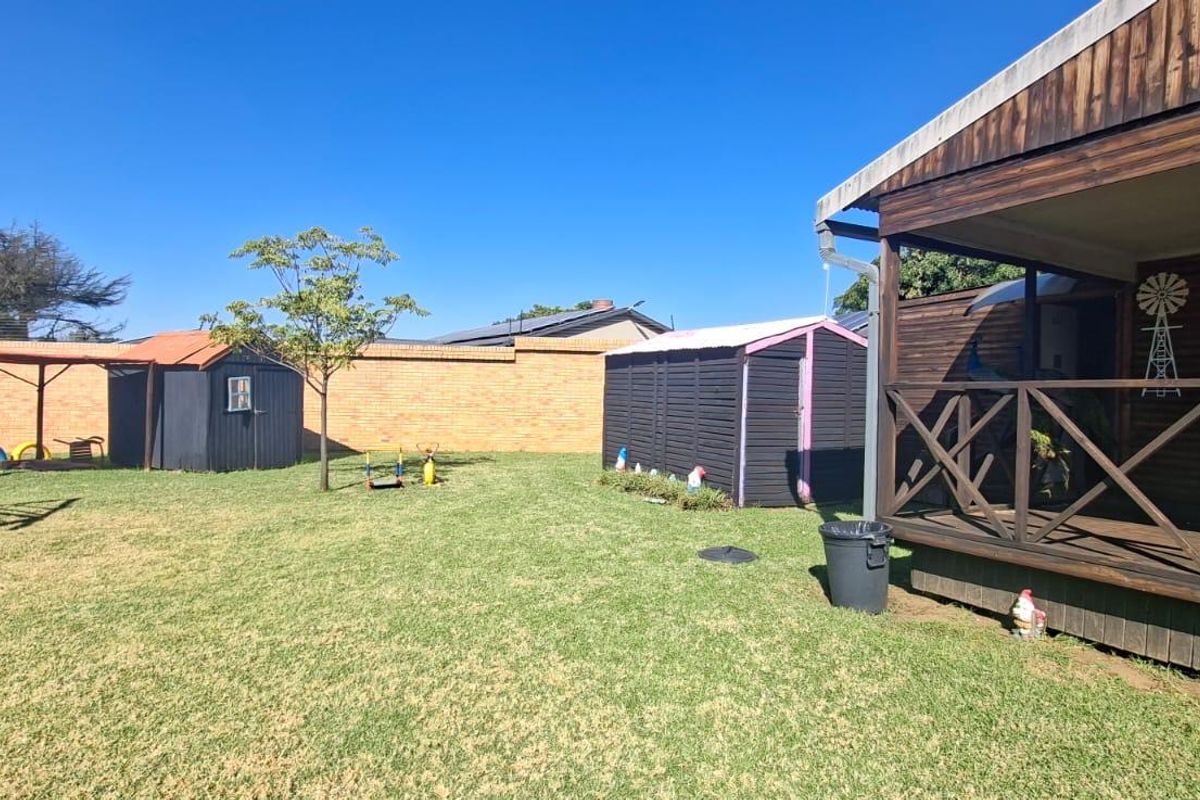 Country Living Meets Opportunity in the Heart of Bredell - With business rights. - Photo 5