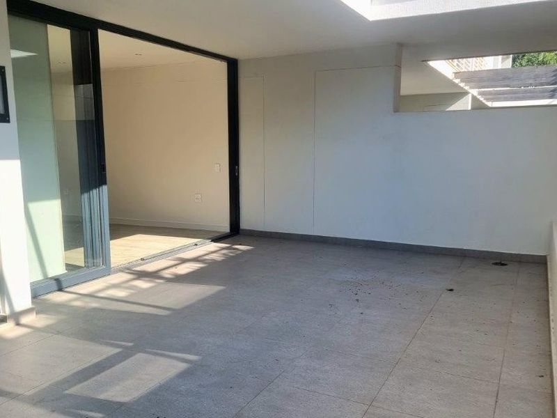 Modern 2 Bed, 2 Bath Apartment In Secure Retirement Estate - Photo 9