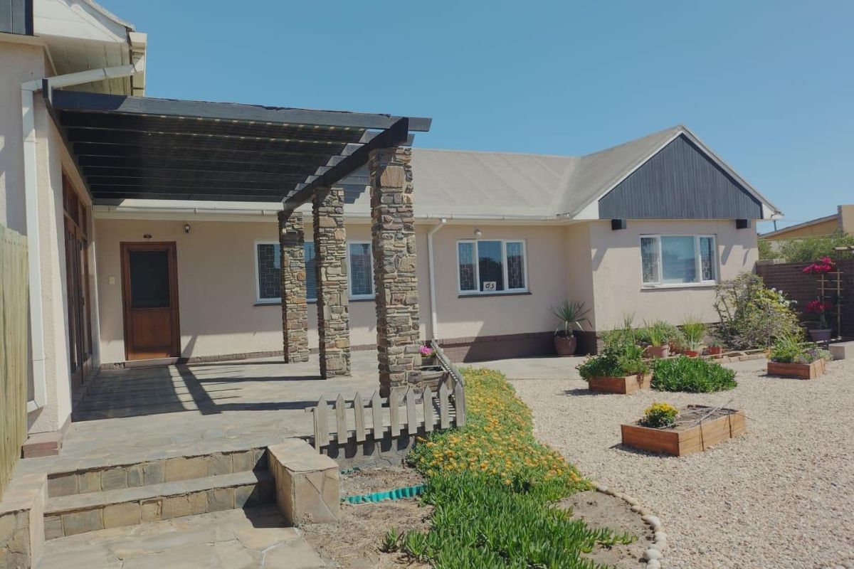 Spacious family house - Photo 4