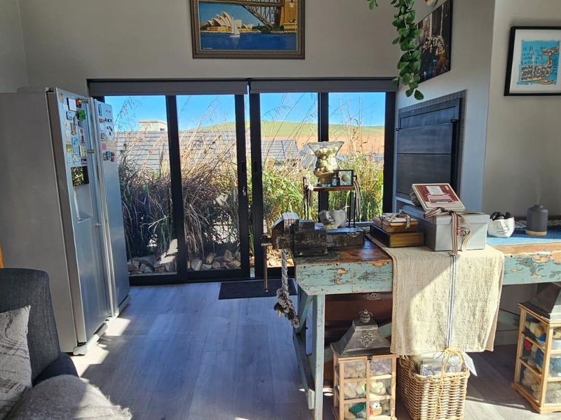 MOST BEAUTIFUL 3 BEDROOM DREAM HOME FOR RENT - Photo 4