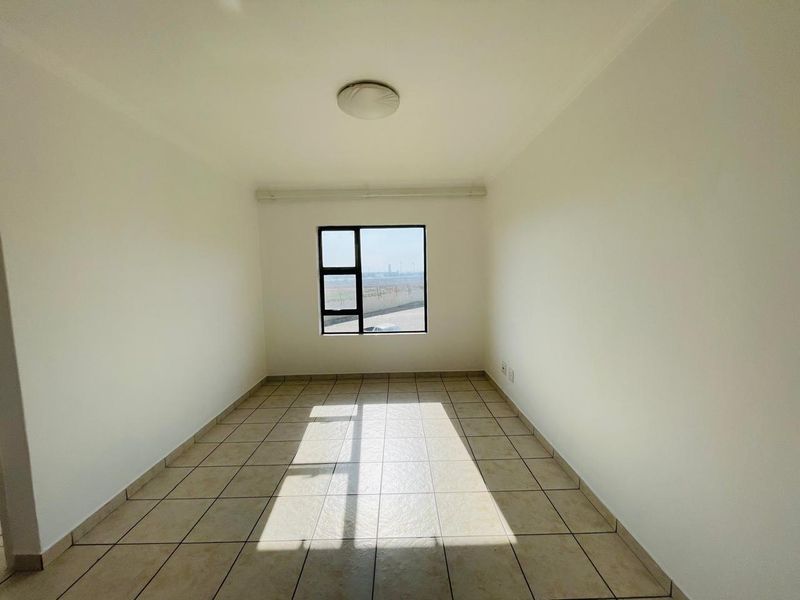 1-Bedroom Apartment for Sale in Parkland Estate! - Photo 9