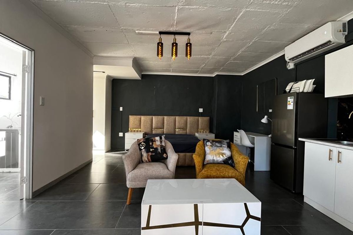 1 Bedroom Apartment To Let - Photo 3