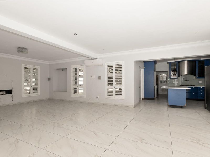 5 Bedroom House for Sale in Dainfern Golf Estate - Photo 4