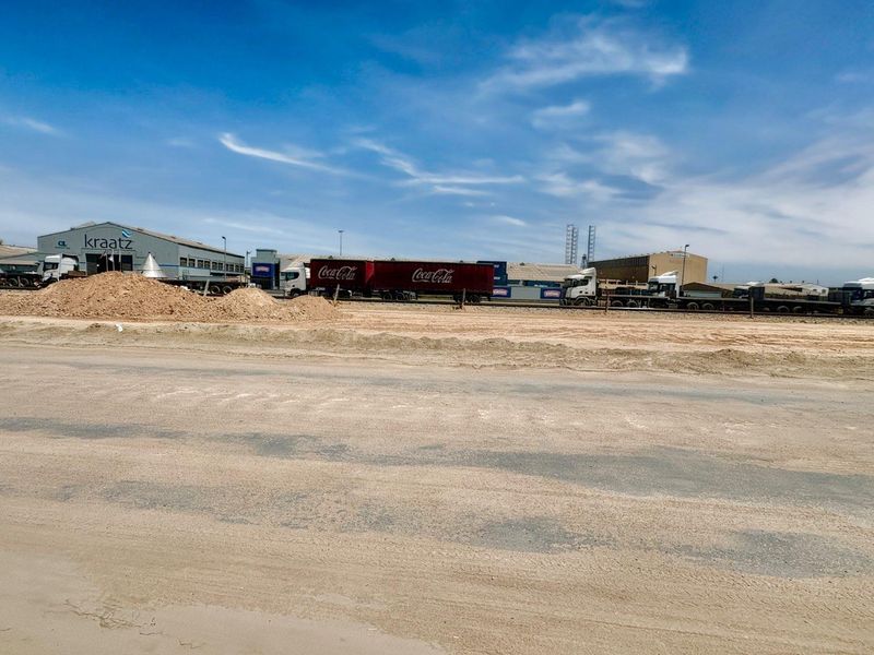 2x3 Bedrooms Units & Flats For Sale in Walvis Bay Central - Photo 2