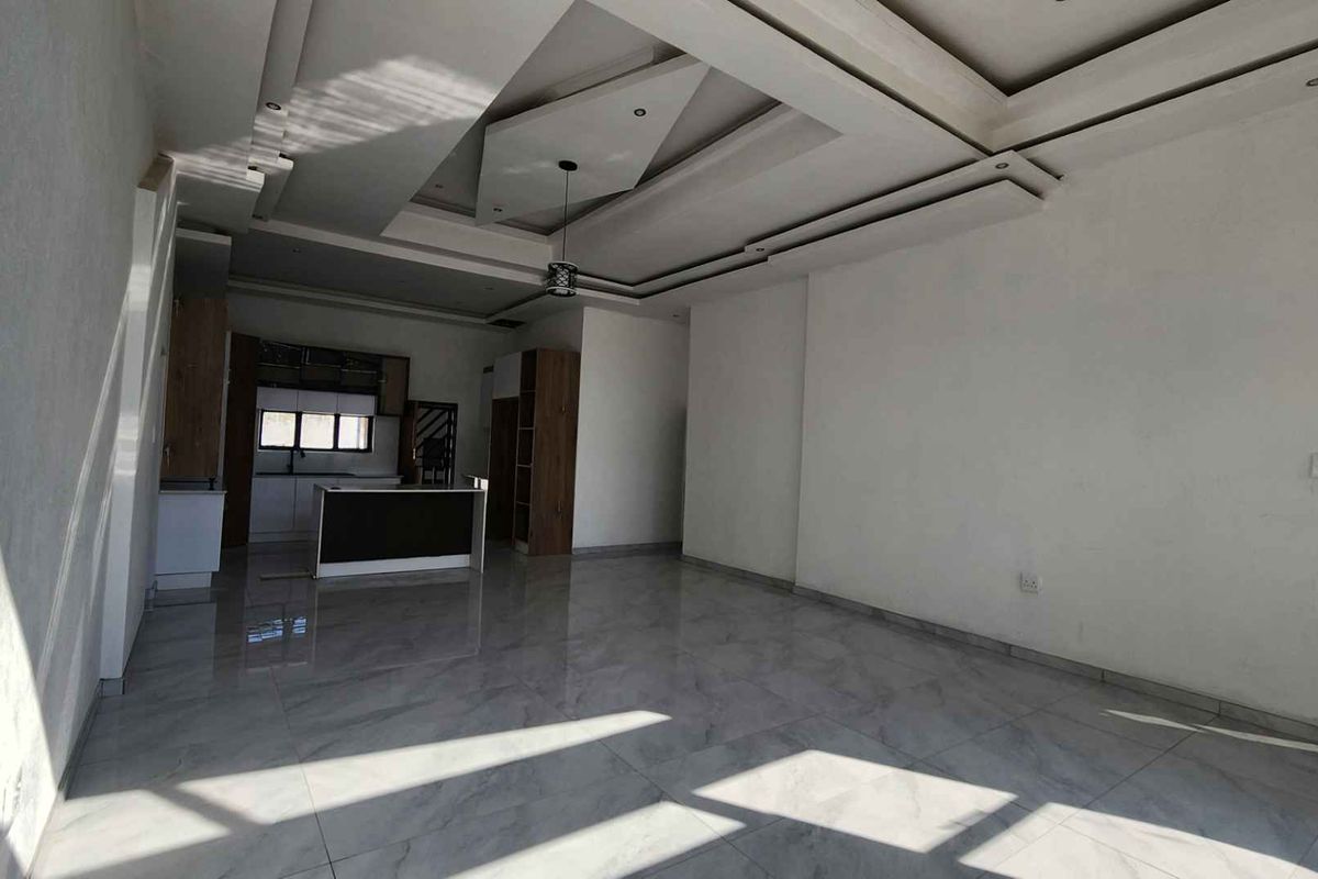 3 Bedroom Home For Sale - Photo 4