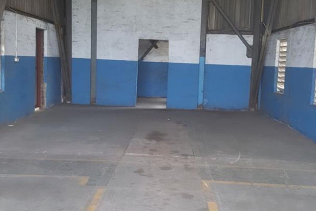 Power, Space & Performance – Industrial Property Built to Handle It All! - Photo 2