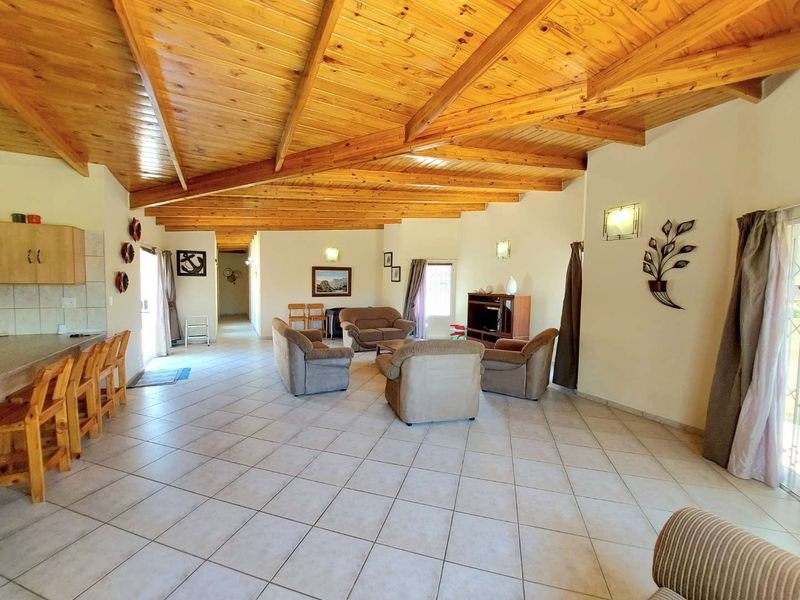 Niemann's Self Catering Family Home - Photo 3