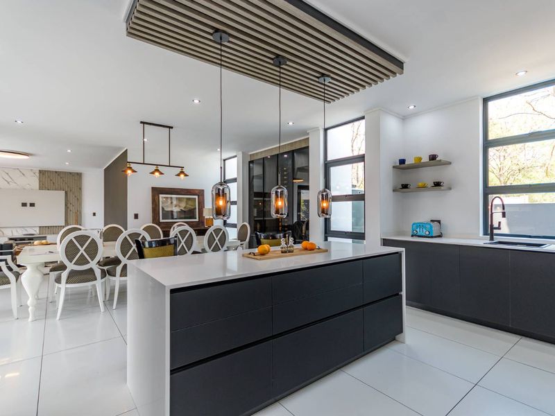 Home with a bold future - Photo 6