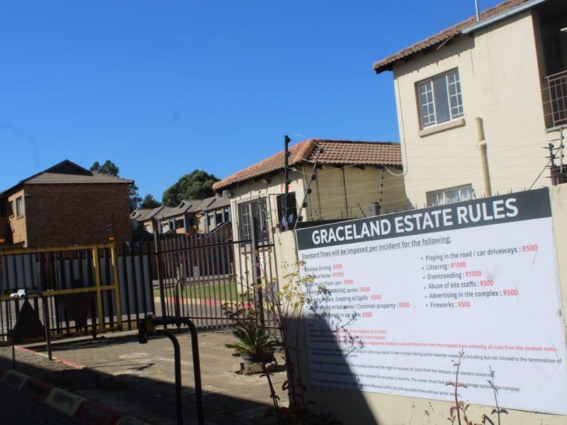 Apartment Flat for Sale in Graceland Germiston South - Photo 3