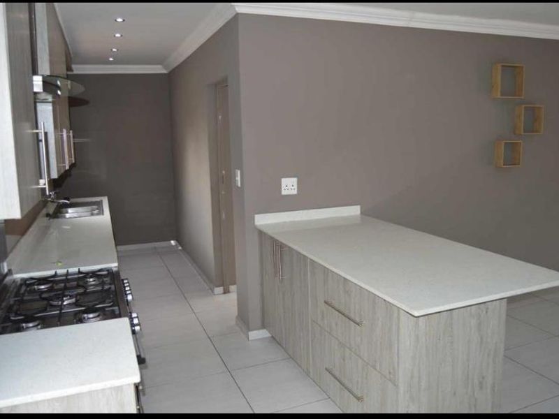Lovely Cluster for Sale in Brackenhurst - Photo 7