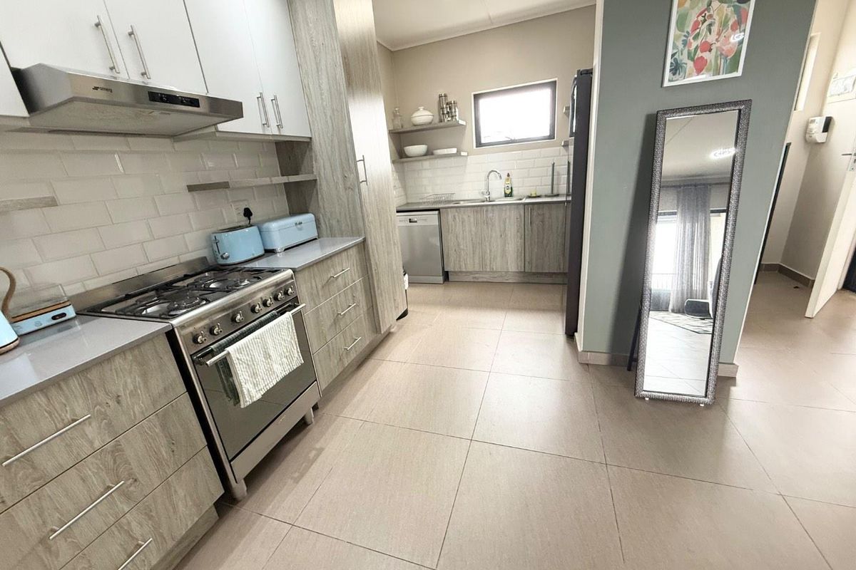 3bedroom tastefully furnished apartment for rent - Photo 4