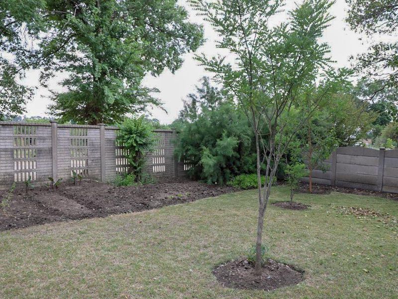 Spacious 4-Bedroom Home with Endless Potential! - Photo 4