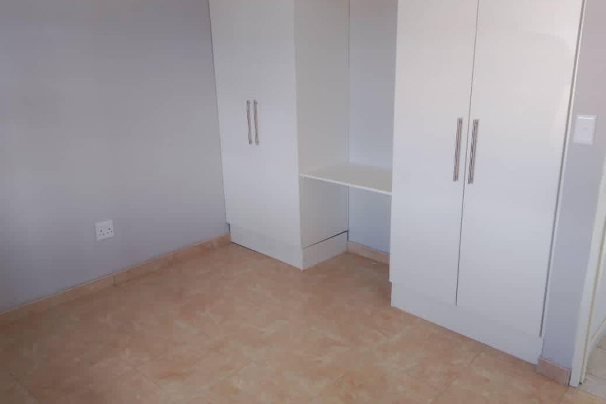 Brand new 3 Bedroom House for sale in Heroes Park, Otjiwarongo. - Photo 3