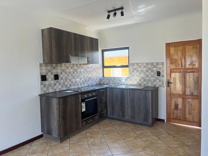Property #2557116, Apartment For Sale in Greenwell Matongo