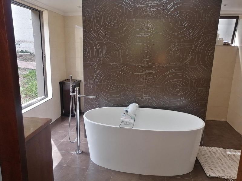 Simply the best! - Photo 8