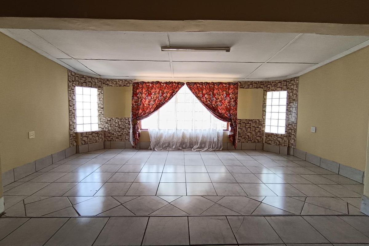 Spacious Family Haven in Hospitaalpark Awaits You - Photo 4