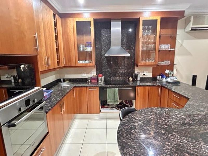 BEAUTIFUL 4 BED 4 BATH FAMILY CLUSTER UNFURNISHED RIVERCLUB - Photo 9