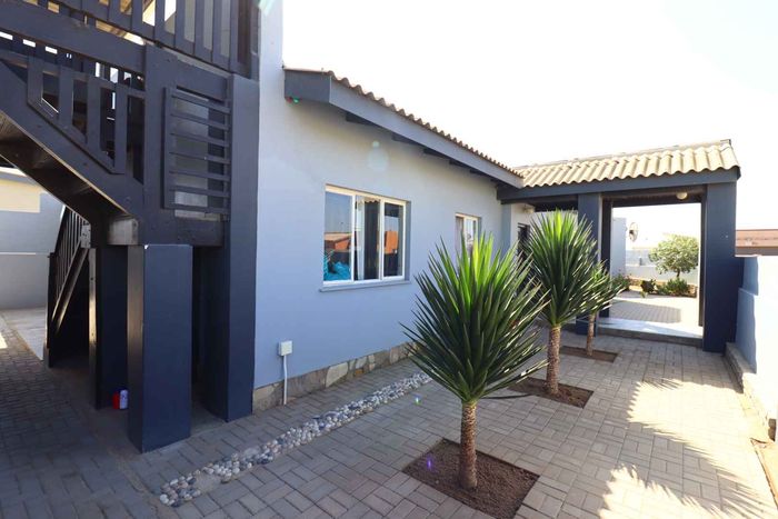 Property #2487268, House For Sale in Tamariskia