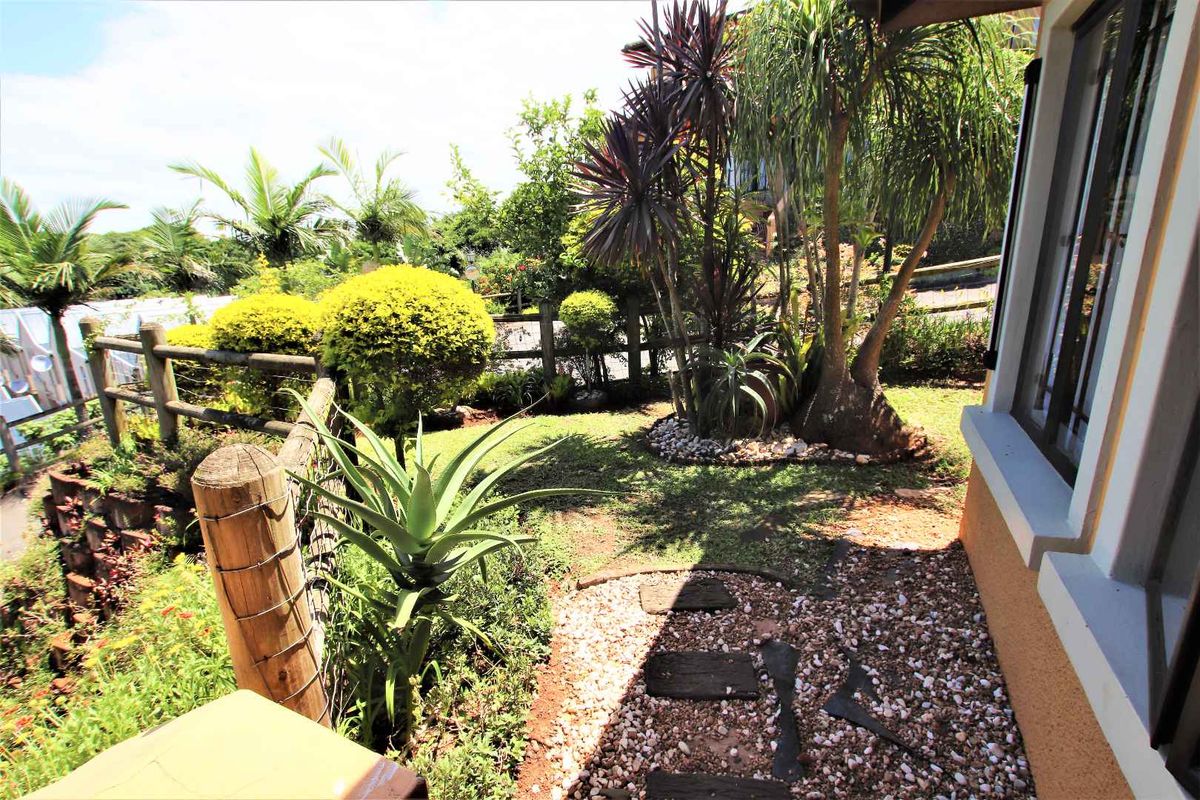 Hendra Estates - Pet Friendly 3 Bedroom Townhouse for Sale!! - Photo 4