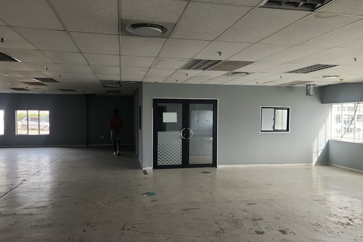 Commercial Property to let in Pinetown - Photo 4