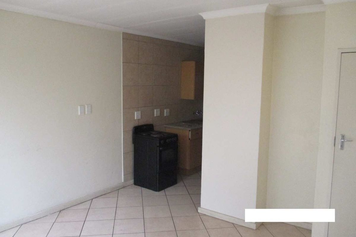 1 BEDROOM FLAT TO RENT IN DASPOORT - Photo 2