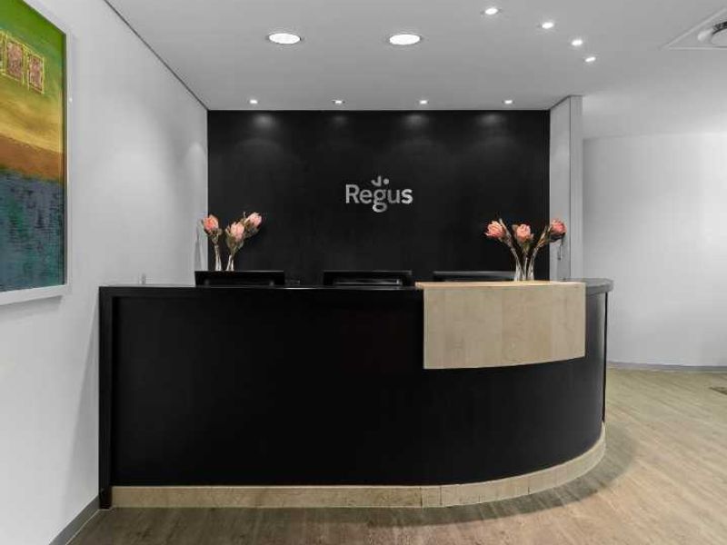 Flexible coworking memberships in Regus Century City - Photo 3
