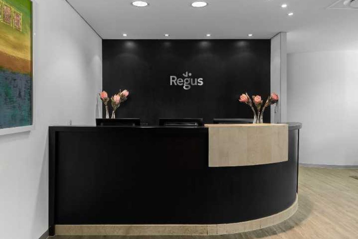 Flexible coworking memberships in Regus Century City - Photo 3