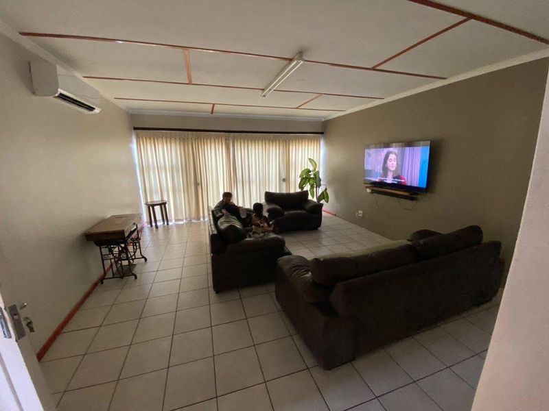 House for sale - Photo 9