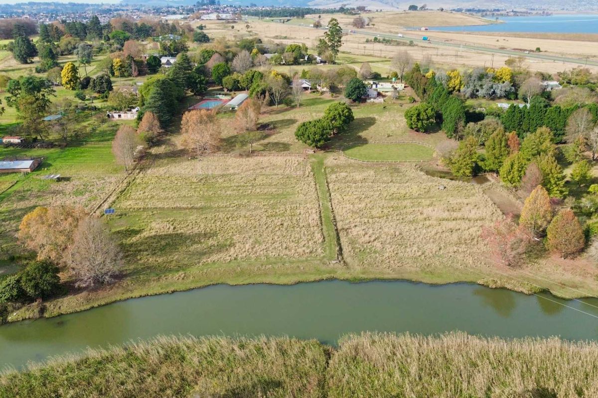Lifestyle Smallholding with River Frontage near Howick - Photo 2