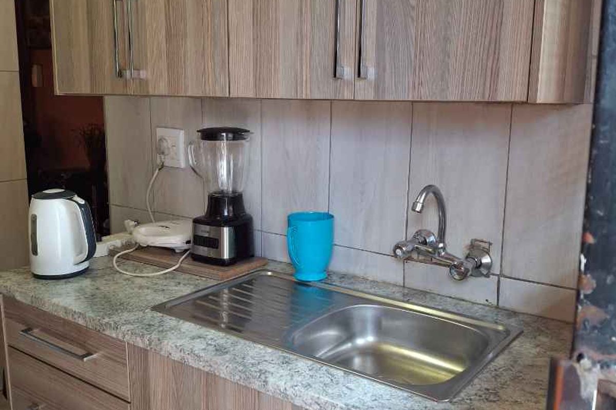The Ideal house for the beginner in nice Area with cosy features . - Photo 3