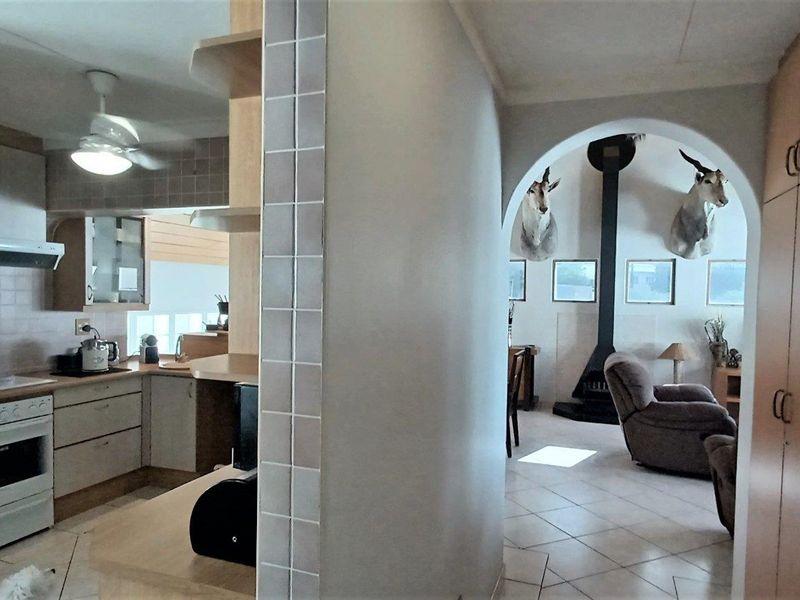 Eros - BUY ONE HOUSE GET ONE FREE ... N$5 250 000 Million - Photo 7