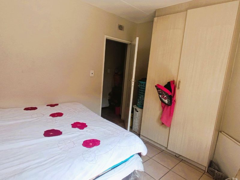 1-Bedroom Ground Floor Unit in a Lifestyle Security Complex - Photo 6