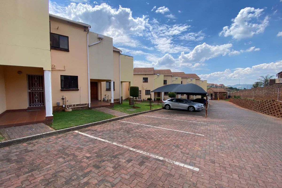 Stylish 2-Bed Lock-Up and Go - Photo 2