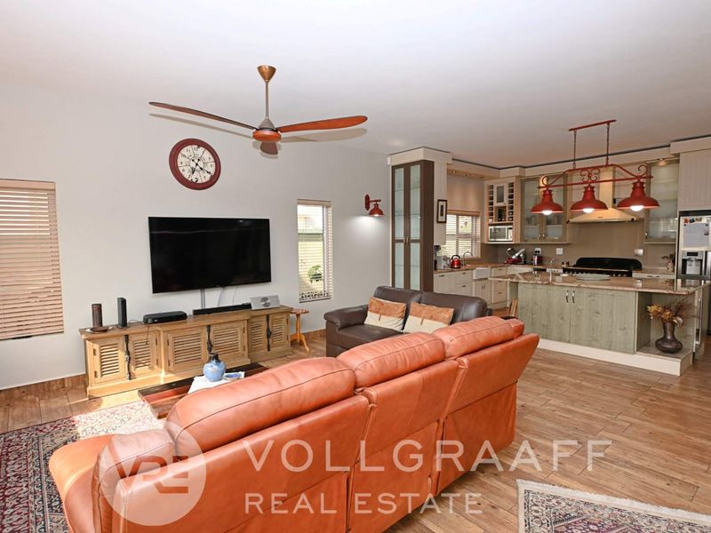 Gem in the perfect location! - Photo 6