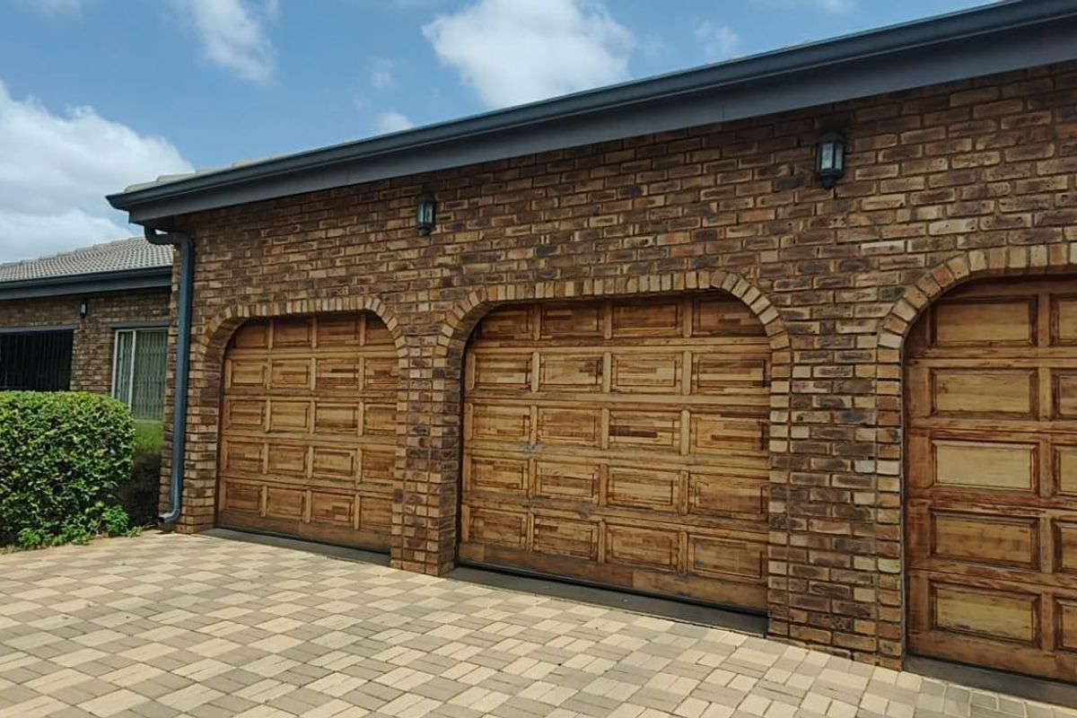 6 bedrooms house for sale in Pretoria Gardens - Photo 2