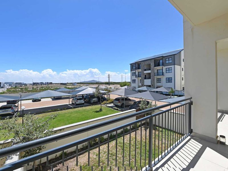 3-Bedroom Luxury Apartment | Fully Furnished | Fynbos Lifestyle Estate - Photo 9