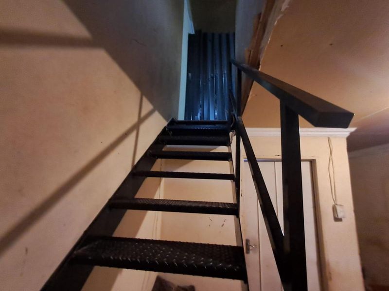 1 Bedroom RDP HOUSE In Olieven Ext 36 - Photo 6