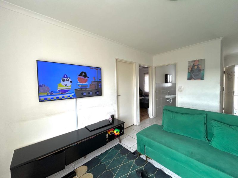 Top-Floor Investment Opportunity in Popular Dune Crest Complex - Photo 5