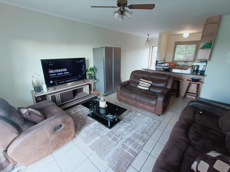 Neat First-Floor Unit – Perfect for First-Time Buyers or Investors! - Photo 8