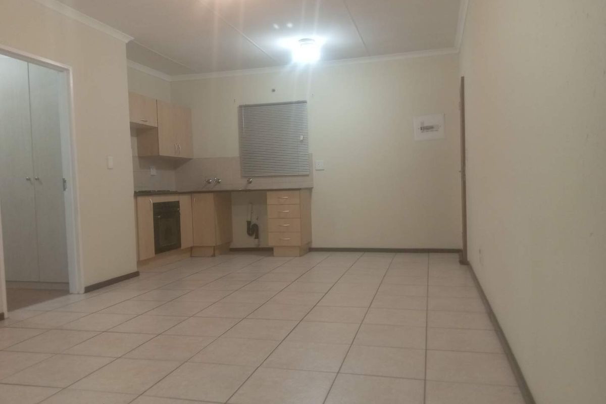 ONE BEDROOM APARTMENT FOR SALE IN KLIPPOORTJE ,BOKSBURG - Photo 5