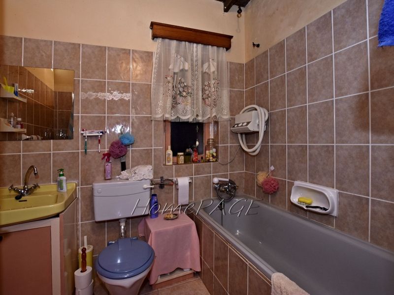 Ext 1, Henties Bay:  Large older home is fore sale - Photo 7