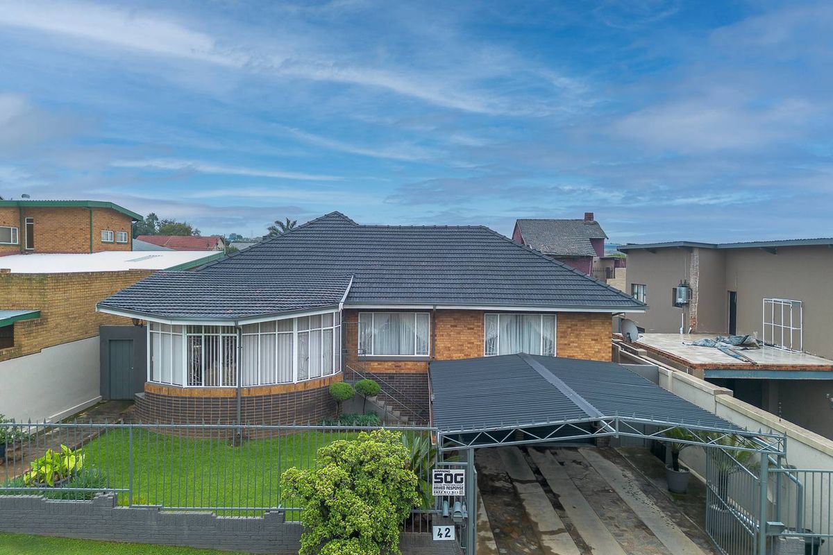 Spacious Family Home for sale - Photo 3