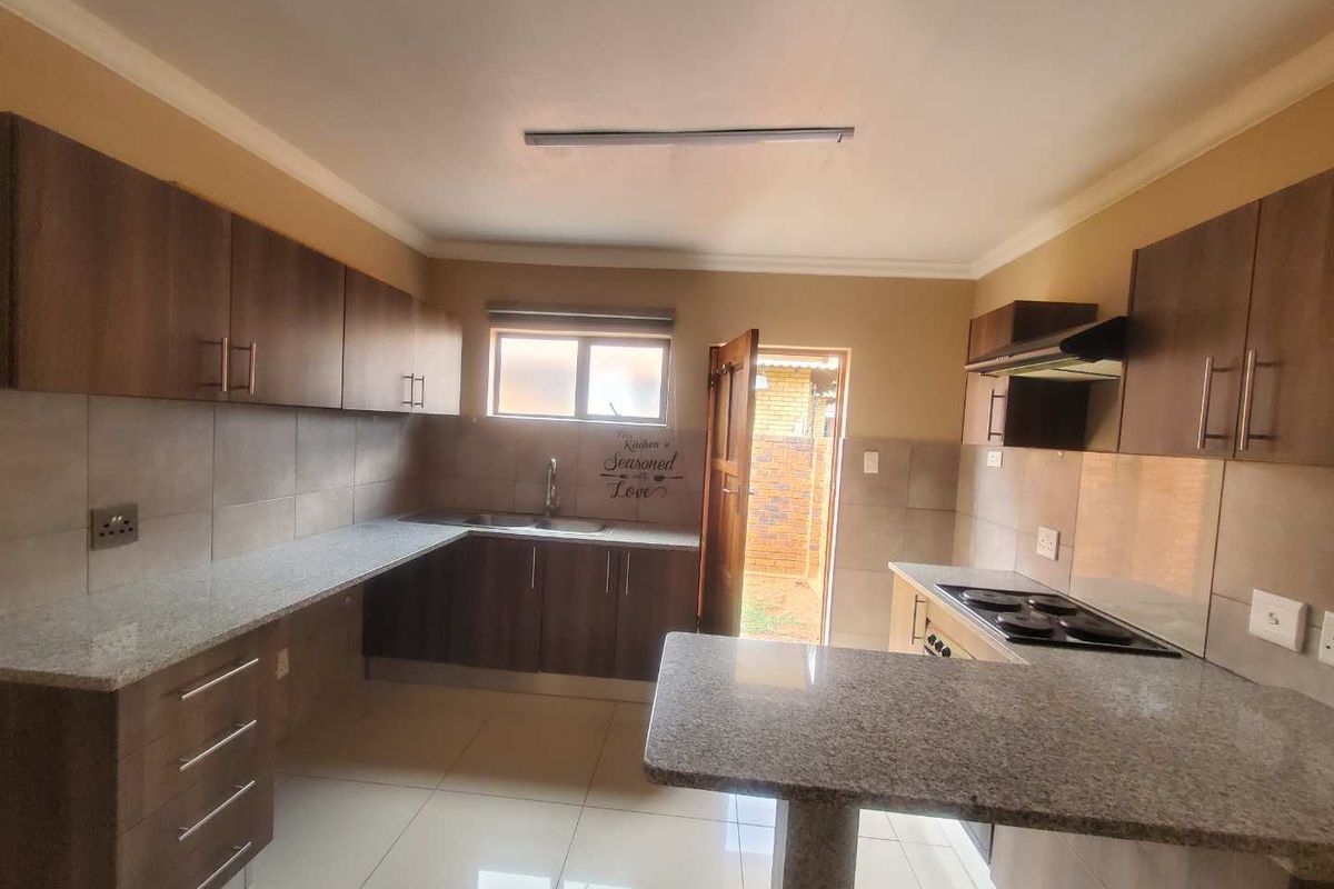 Embrace elegance and safety in Groblers Park! - Photo 3