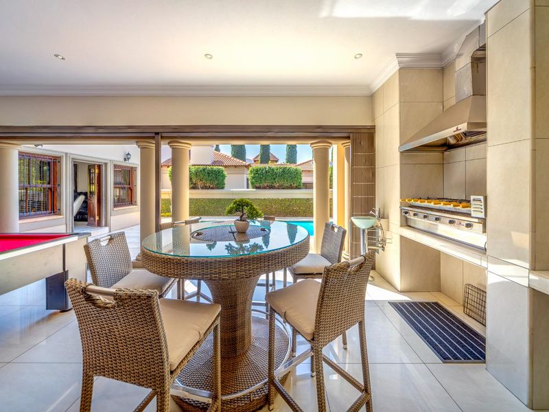 Privacy & Prestige! Stunning 5-Bedroom Home in Faerie Glen's Prime Leeuwberg Estate - Photo 8