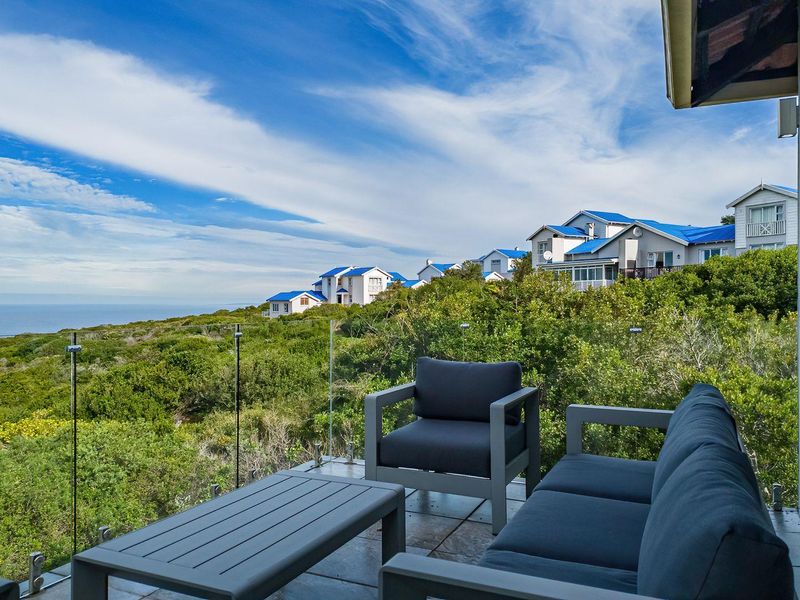 4 Bedroom House for Sale in Pinnacle Point - Photo 5