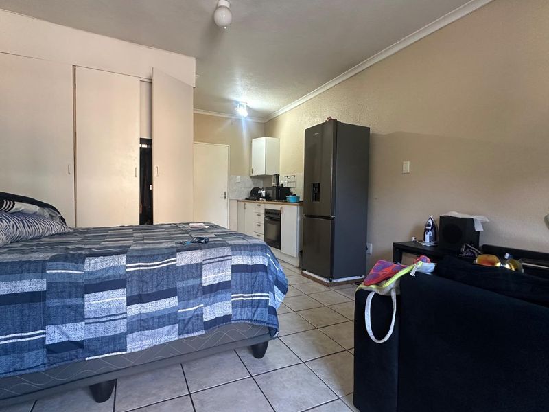 Sole mandate. Modern Bachelor Unit! - Photo 5