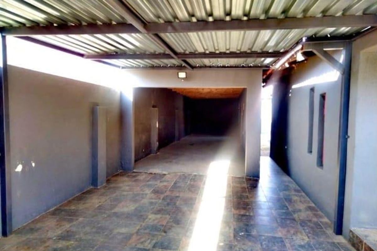 3 Bedroom House for Sale in Alveda Johannesburg South - Photo 5